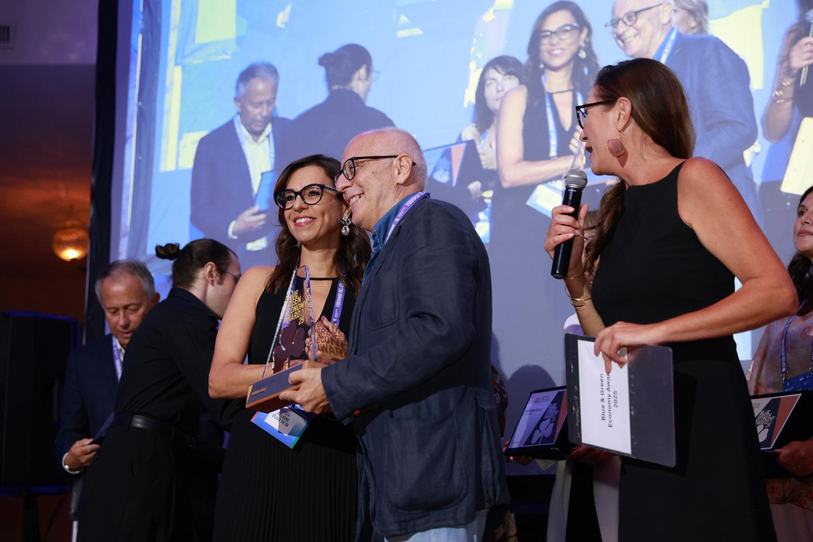 BLUE GREEN ECONOMY AWARD